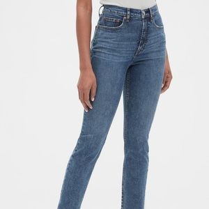High Rise Cigarette Jeans w/ Smoothing Pockets